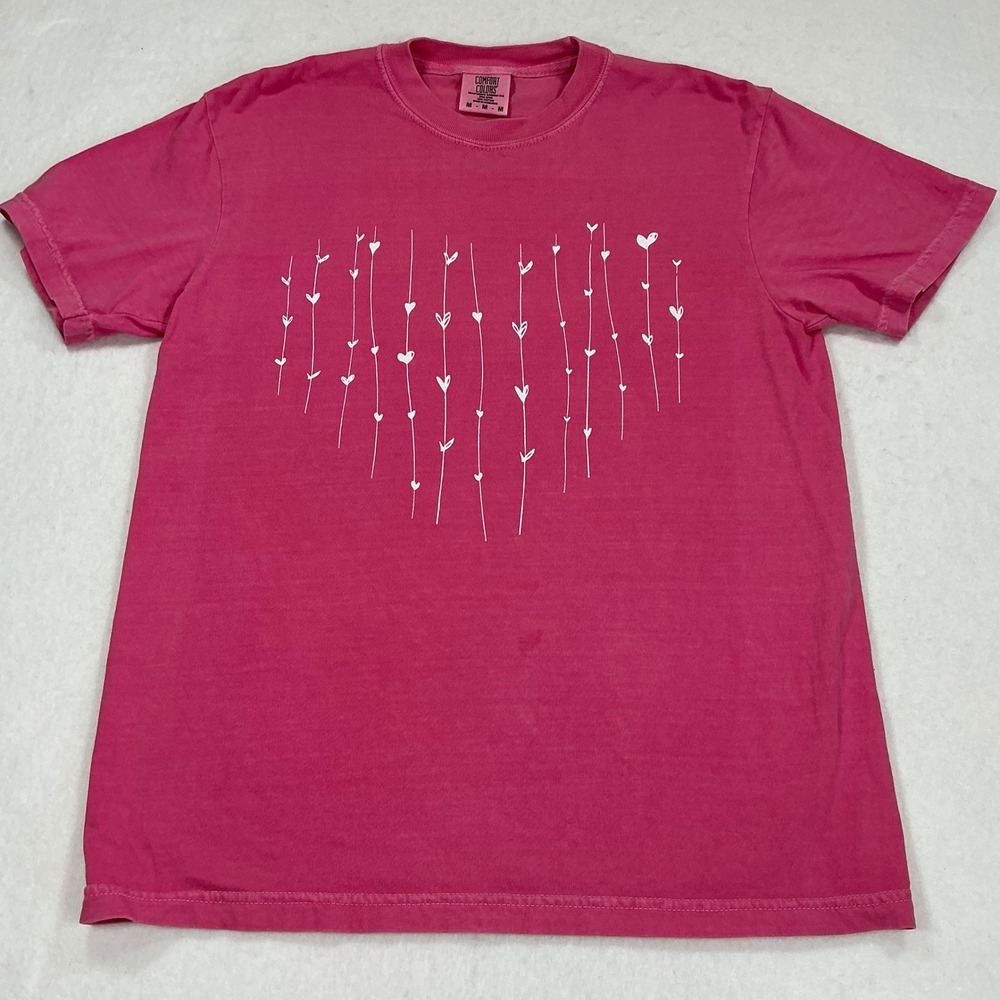 Comfort Colors Pink Heart Graphic T-Shirt Medium Heavyweight‎ Garment Dye Cotton